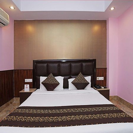 Oyo Hotel Vedas Heritage 德里 外观 照片