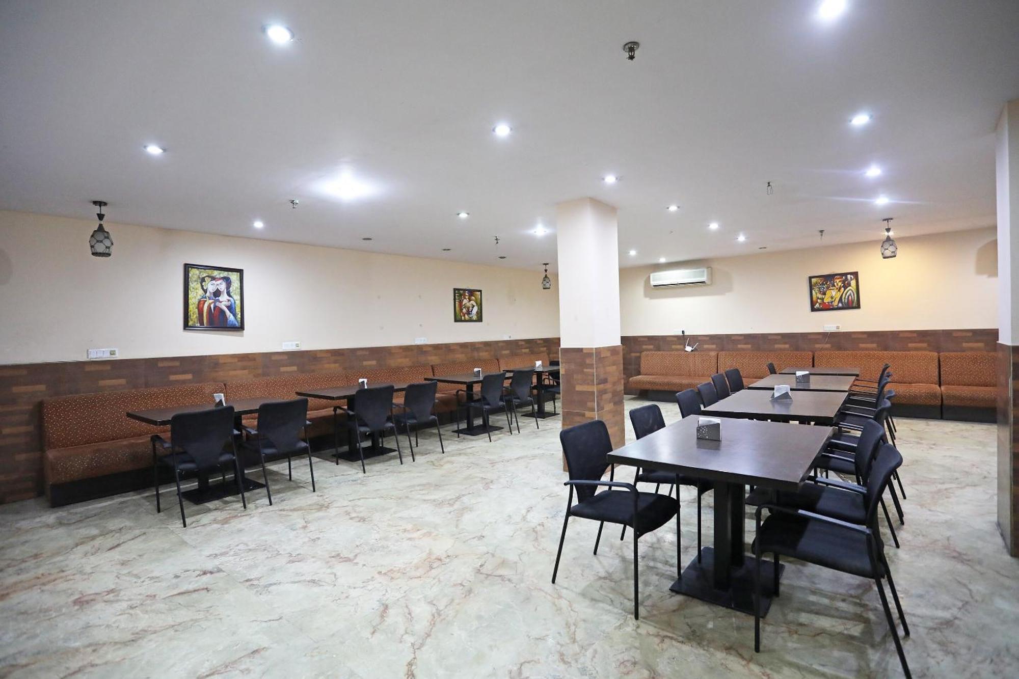 Oyo Hotel Vedas Heritage 德里 外观 照片