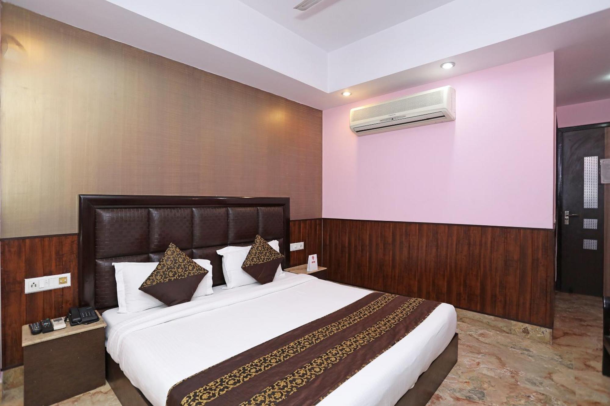 Oyo Hotel Vedas Heritage 德里 外观 照片